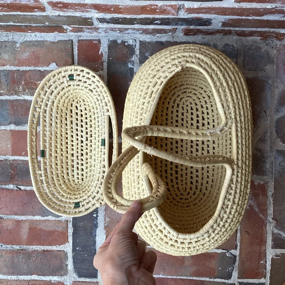 Handcrafted Woven Oval Handbag with Lid